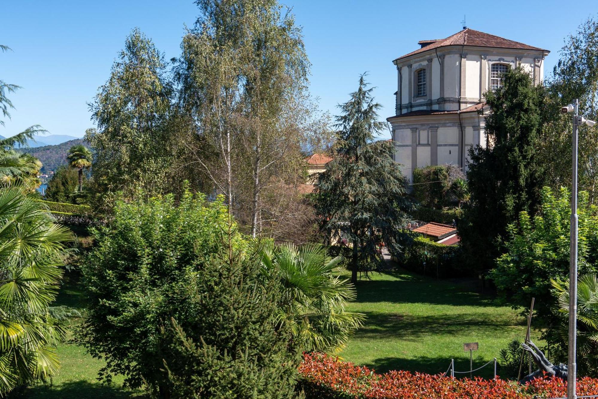 Villa San Carlo Arona Exterior photo